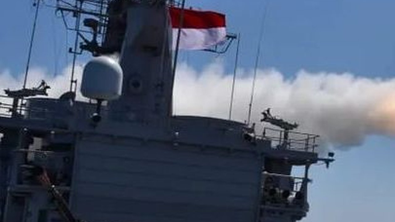 Empat Rudal TNI AL Meluncur Hancurkan Kapal saat Latgab, Ini Potrenya Disaksikan Panglima