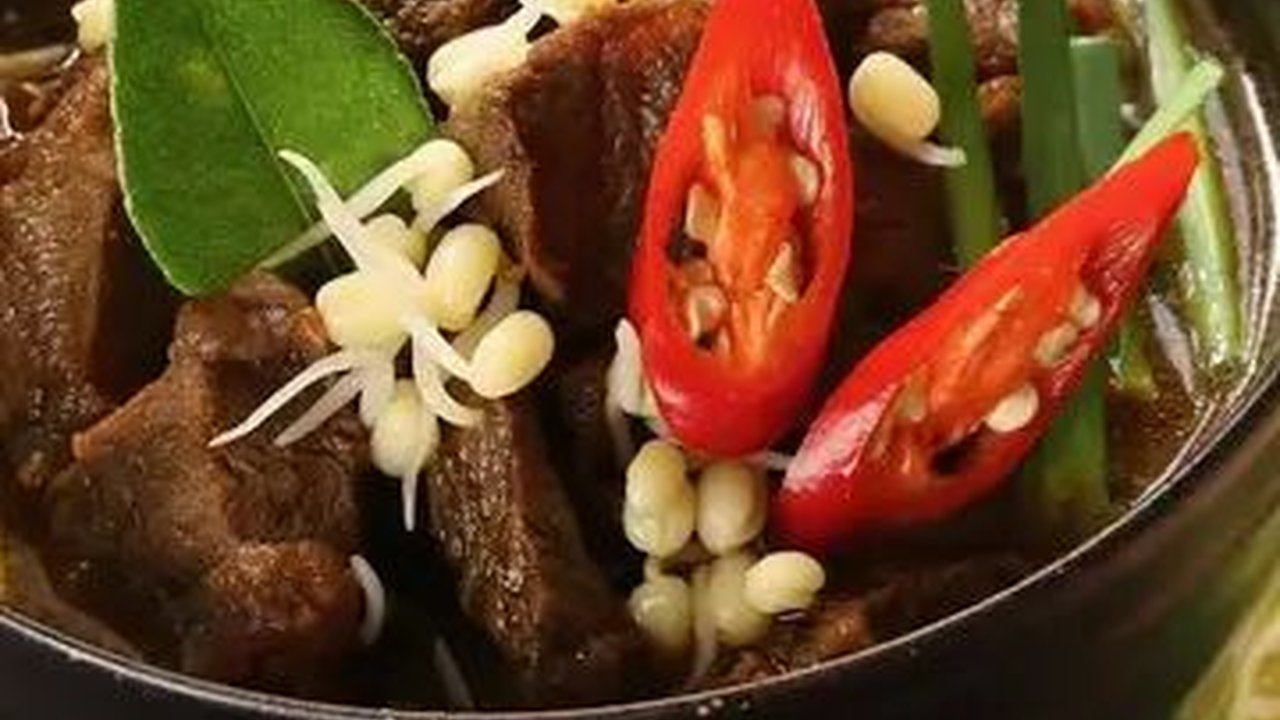 Rawon Khas Surabaya Dinobatkan Jadi Sup Terenak di Dunia, Kalahkan Ramen Jepang