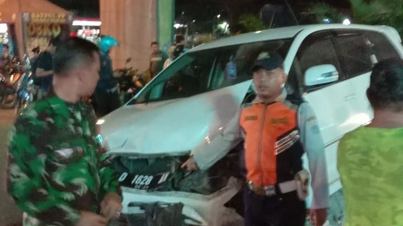 Kronologi Mobil Tabrak Sejumlah Pemotor hingga Tiang Lampu Merah Fatmawati Sampai Roboh