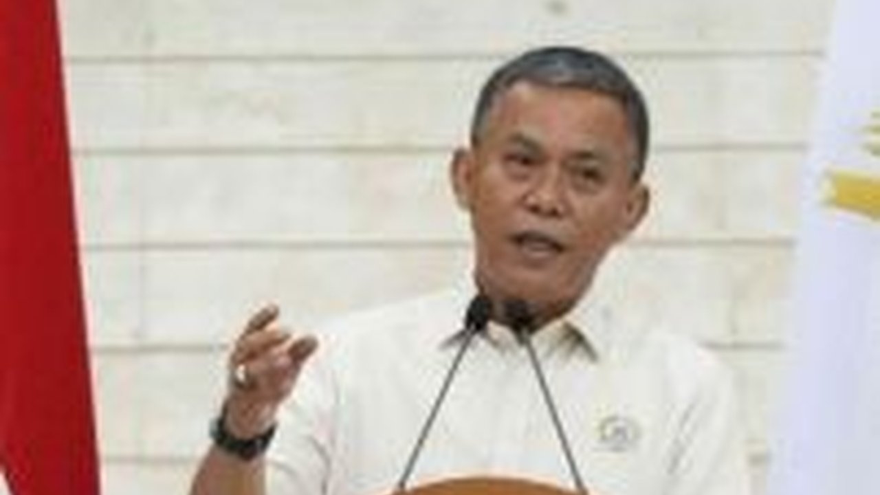 Ketua DPRD Enggak Bisa Berbuat Apa-Apa Terkait Cinta Mega: Saya Petugas Partai