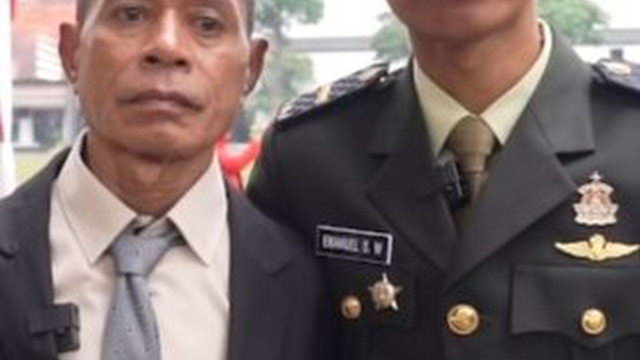 Cerita Anak Pedagang Cilok Keliling jadi Perwira TNI AD, Bapak Masih Jualan Bawa Gerobak