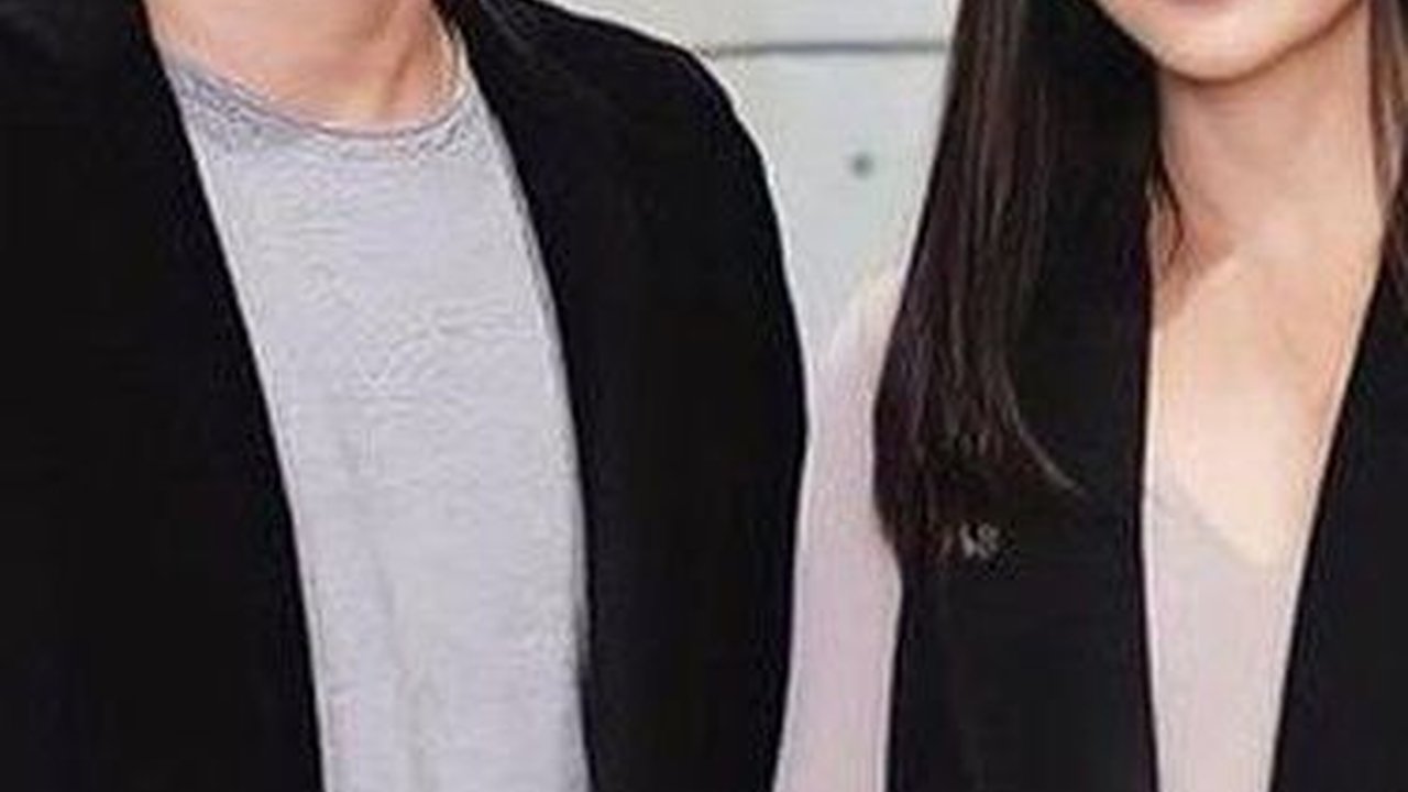 Akui Serius Menjalin Hubungan, Ini Potret Kedekatan Jonathan Frizzy dan Ririn Dwi Ariyanti