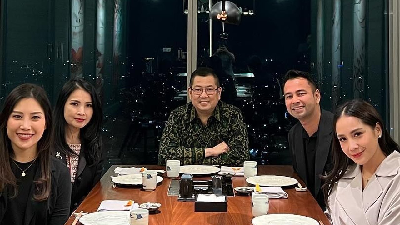 Raffi Ahmad & Nagita Dinner bareng Konglomerat Bos TV, Didoakan Punya Anak Cewek