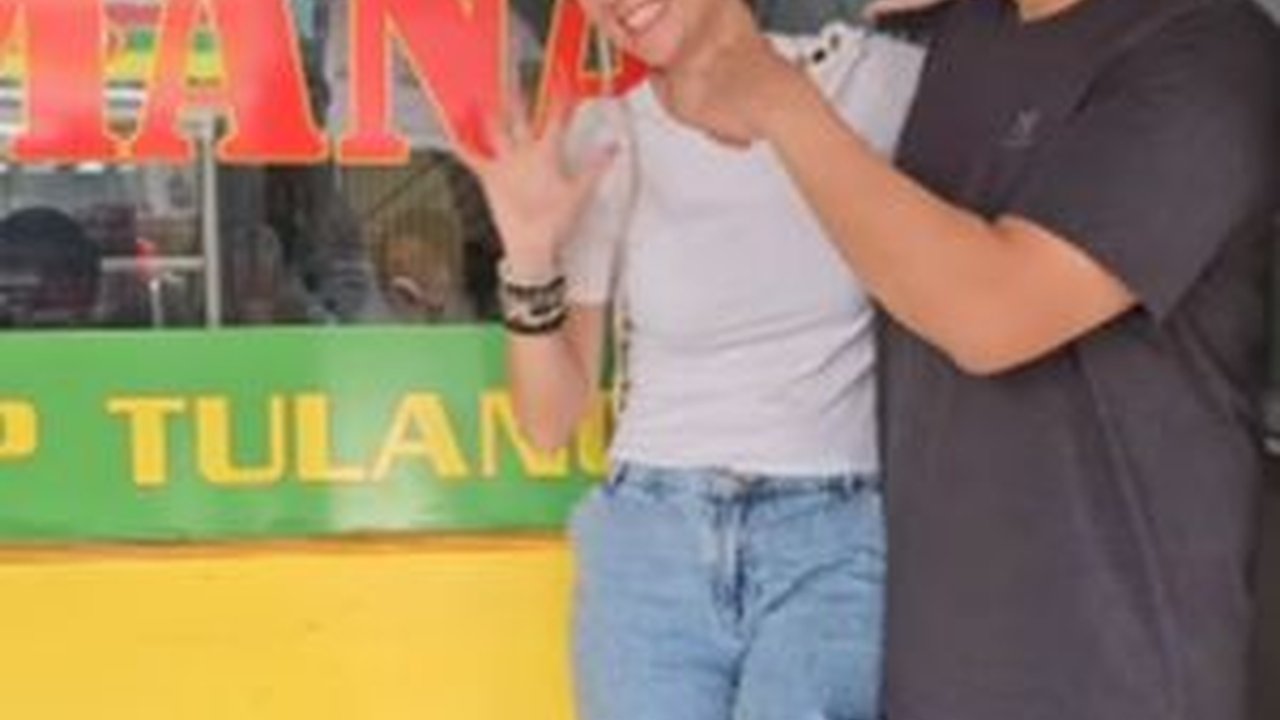 Ipar Mantan Panglima TNI Ajak Istrinya yang Cantik Makan di Warteg, Momennya jadi Sorotan