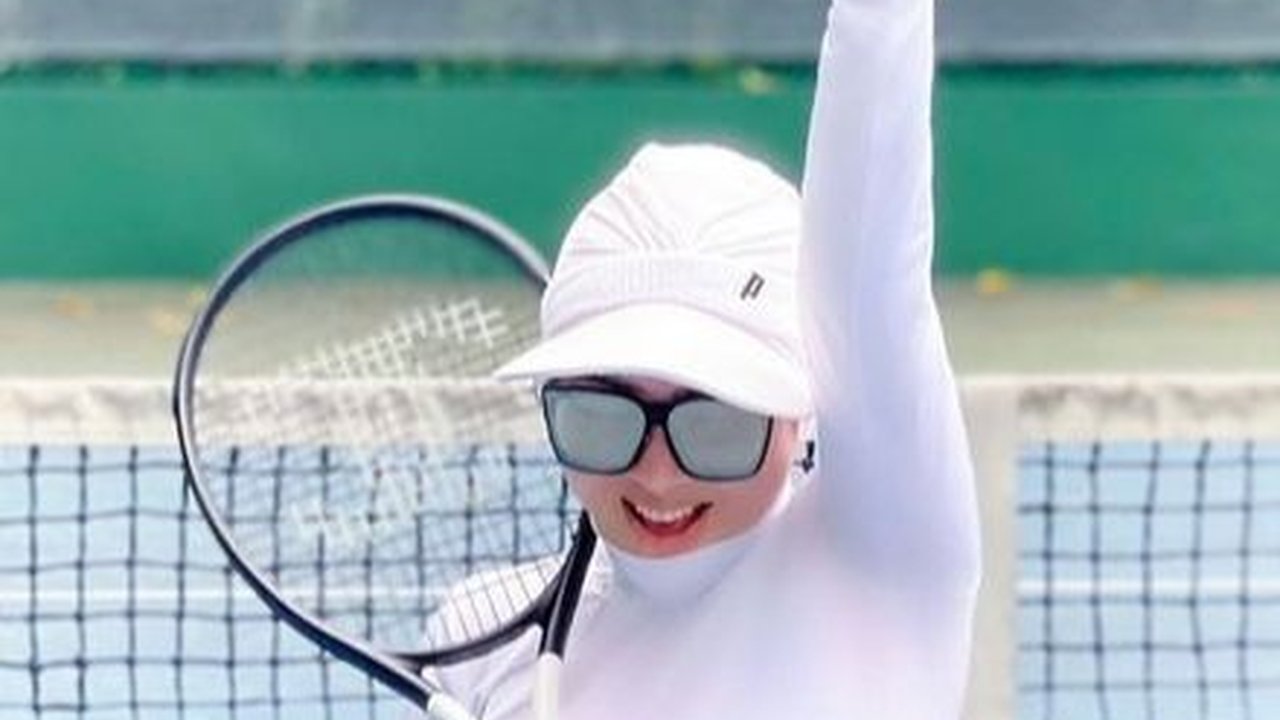 Adu Gaya Artis Tanah Air saat Main Tenis, Penampilannya Curi Perhatian