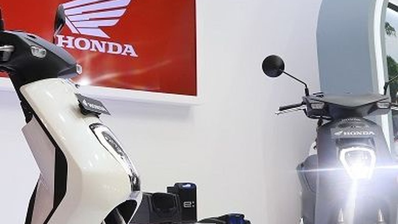 Pecah Telur, Honda Pasarkan Motor Listrik EM1 :e Rp 40 Jutaan di GIIAS 2023