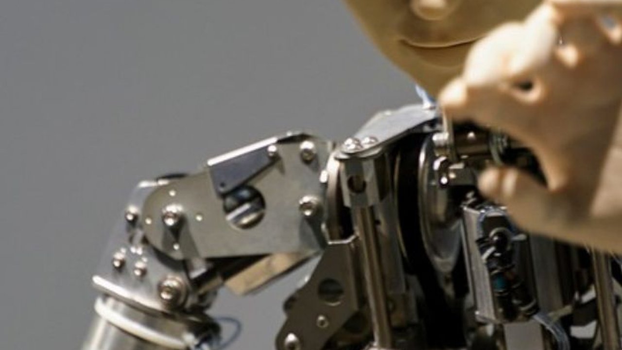 Ternyata Ada yang Suka Berfantasi Seks dengan Robot AI, Lebih Banyak Pria atau Wanita?