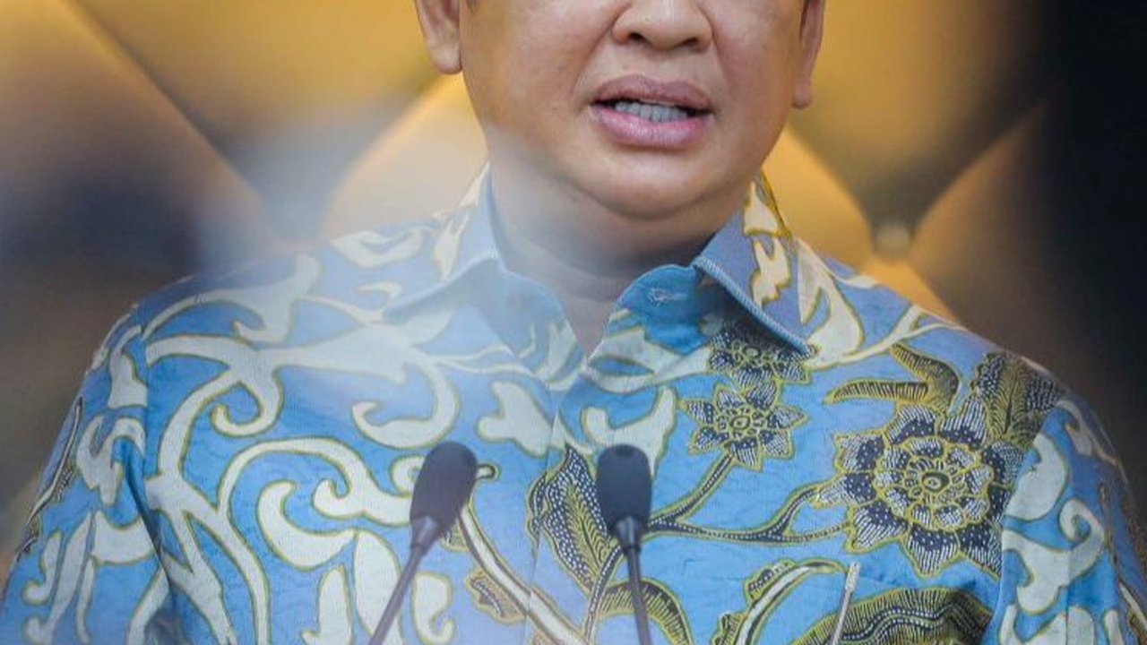 FOTO: Diapit Fadel Muhammad dan Ahmad Basarah, Bambang Soesatyo Sampaikan Agenda Sidang Tahunan MPR 2023