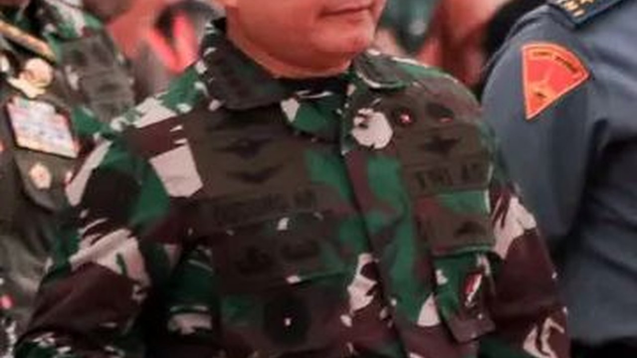 VIDEO:  Bursa Calon Kasad: Letjen TNI Maruli Menantu Luhut Vs Dua Jenderal Lulusan Terbaik