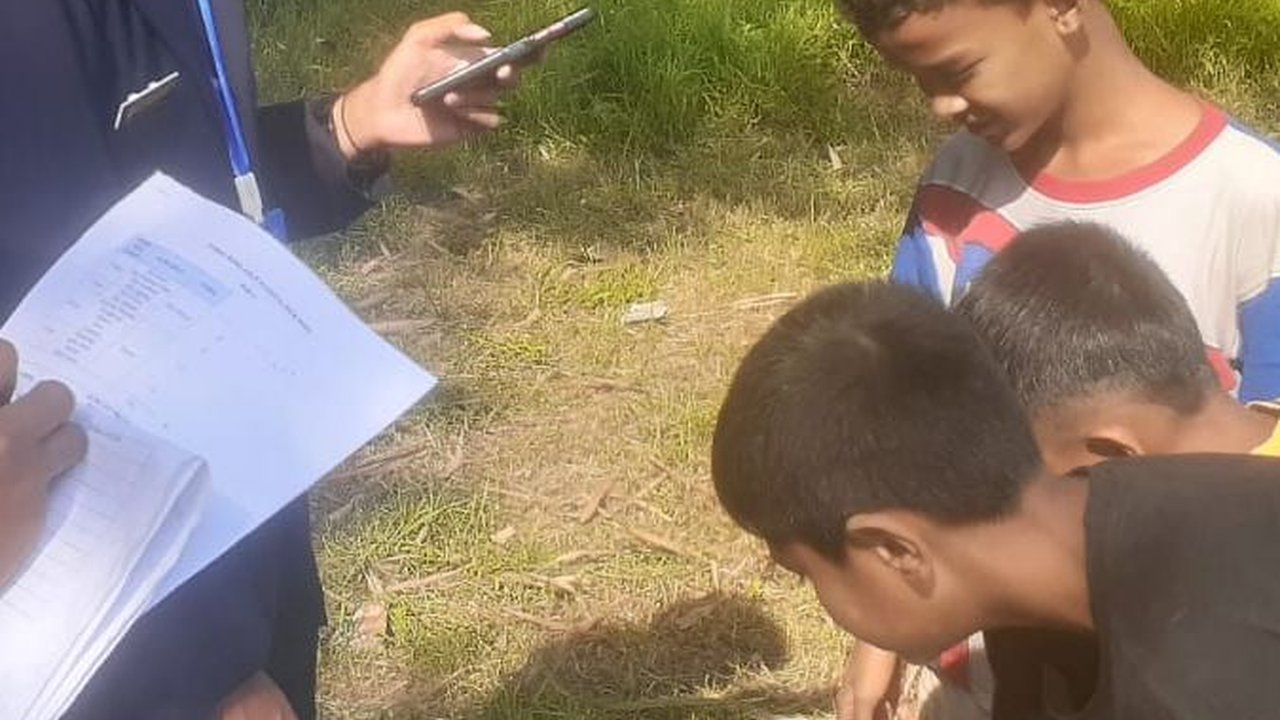 Keren, Sekumpulan Mahasiswa Buat Permainan Unik untuk Anak Desa di Jember Supaya Tak Main HP Terus