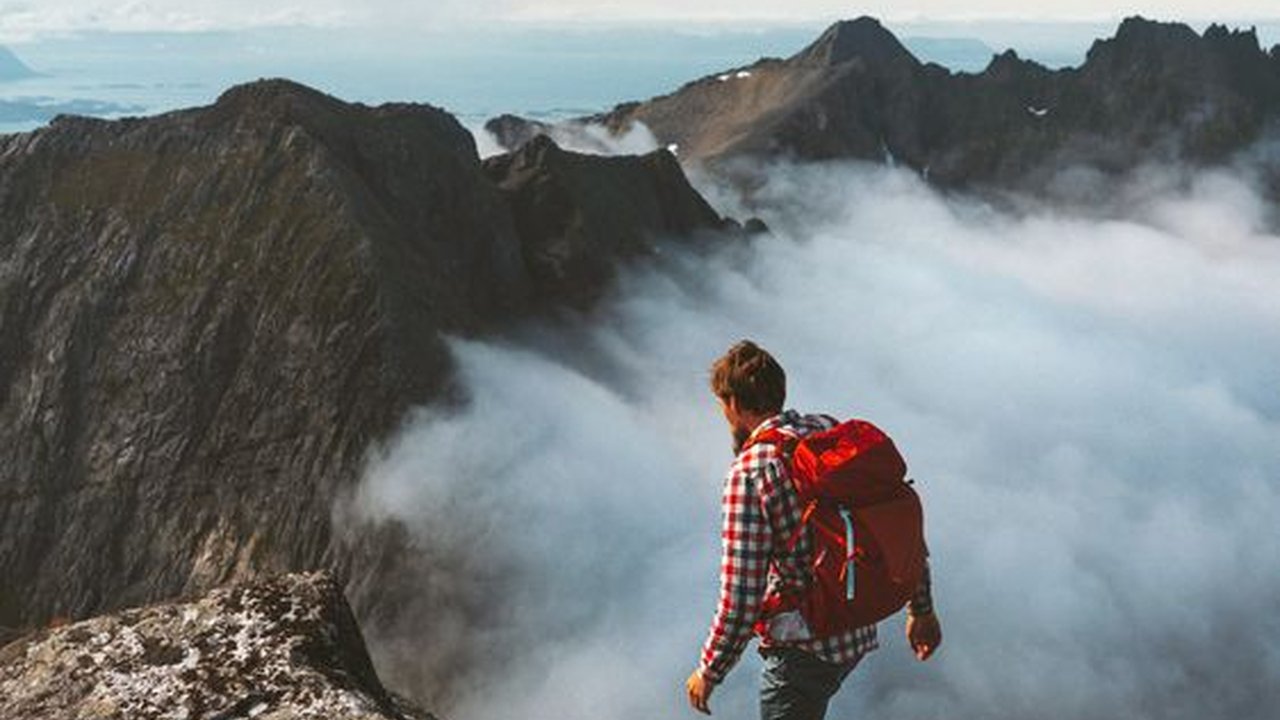 Baru Pertama Kali Solo Traveling? Intip Kiatnya Biar Jadi Lebih Berkesan