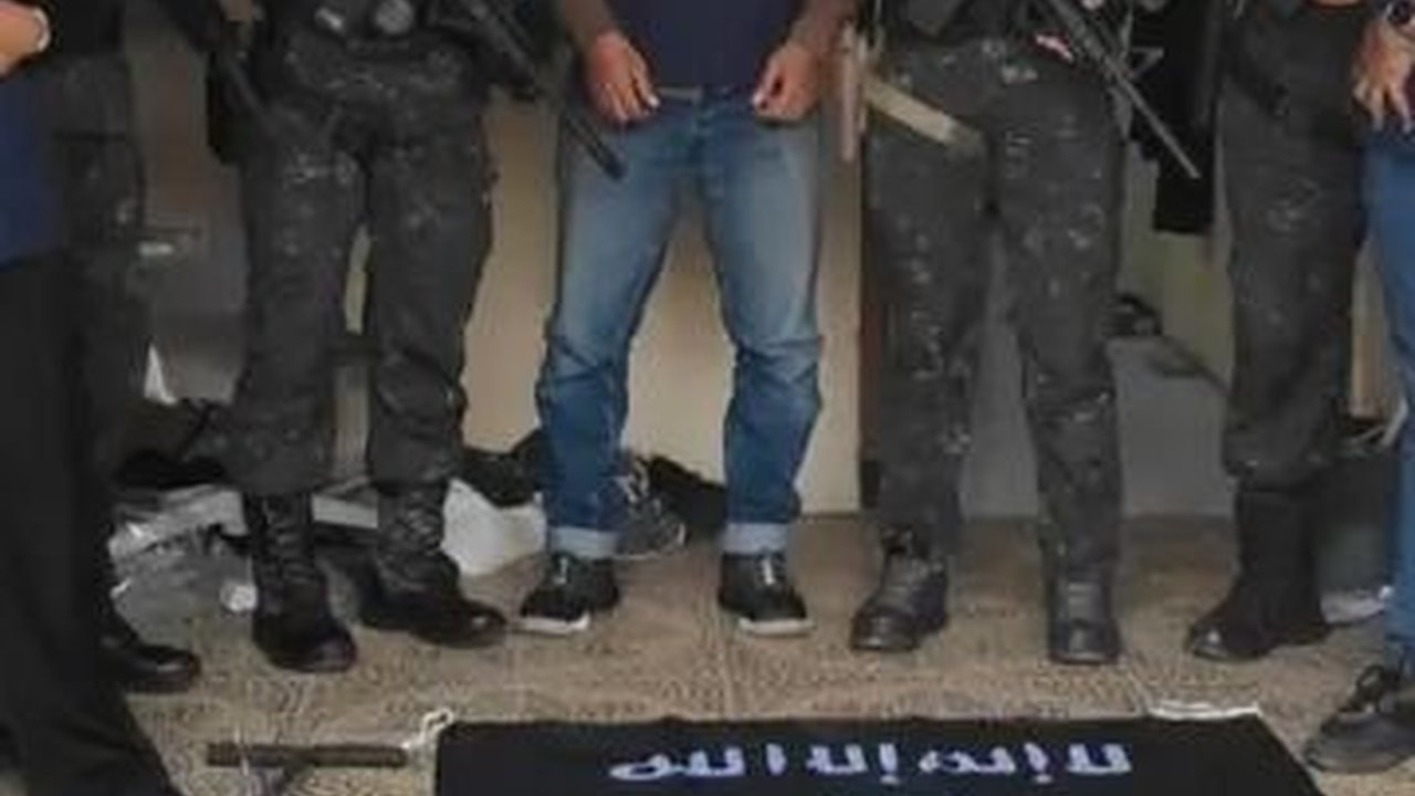 Pegawai BUMN Tersangka Teroris di Bekasi Modifikasi Airsoft Gun jadi Senjata Api