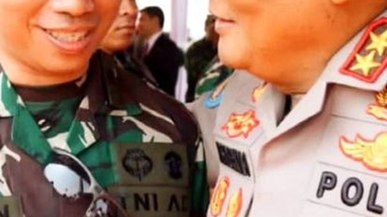 Momen Hangat Jenderal Berdarah Kopassus Ketemu Jenderal Polisi di Pusdik Kopassus, Panggil 'Kakak Asuh'