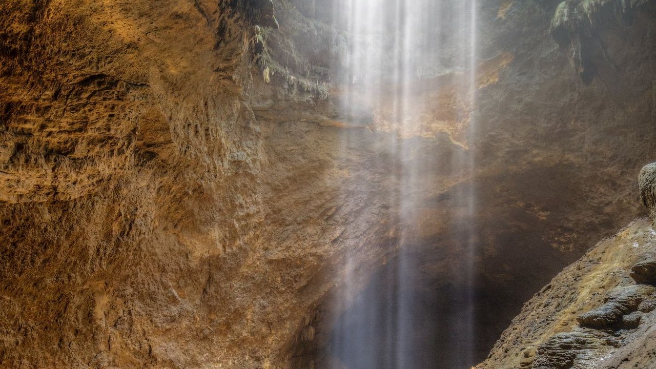 Rekomendasi Tempat Upacara 17 Agustus yang Unik dan Tidak Biasa, Bikin Orang Lain Terpukau