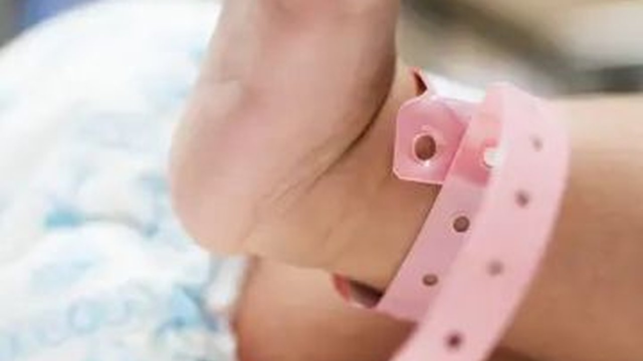 Kasus Bayi Tertukar,15 Perawat RS Sentosa Dinonaktifkan  karena Lalai