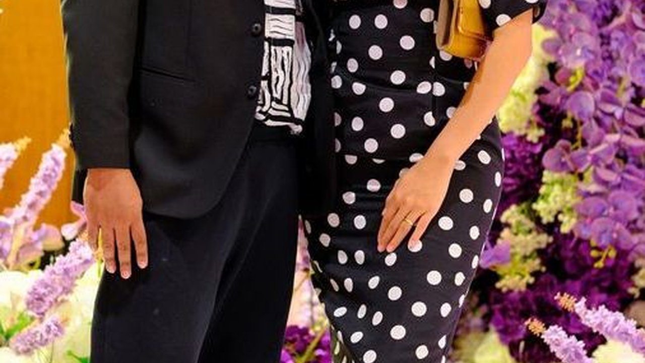 Jadi Ibu Satu Anak, ini Pesona Indah Permatasari Istri Arie Kriting yang Dipuji Makin Cantik