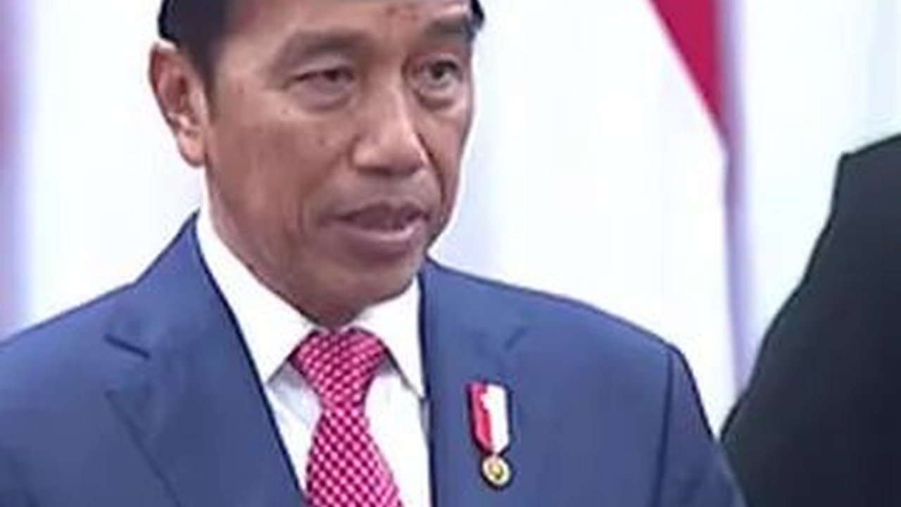 VIDEO: Jokowi Banggakan Utang Indonesia Turun Kalahkan Malaysia Hingga China