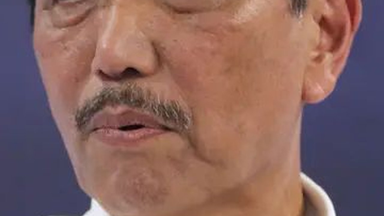 Kurangi Polusi Udara, Luhut Perintahkan Seluruh Kementerian WFH
