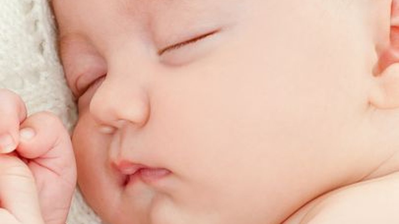 45 Nama Bayi Perempuan Islami 3 Kata yang Penuh Makna & Punya Arti Begitu Indah