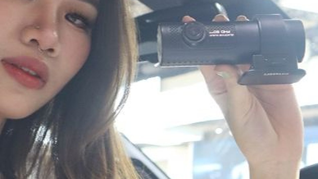 Mitsubishi XForce Pilih Dashcam Blackvue Jadi Aksesoris Resmi