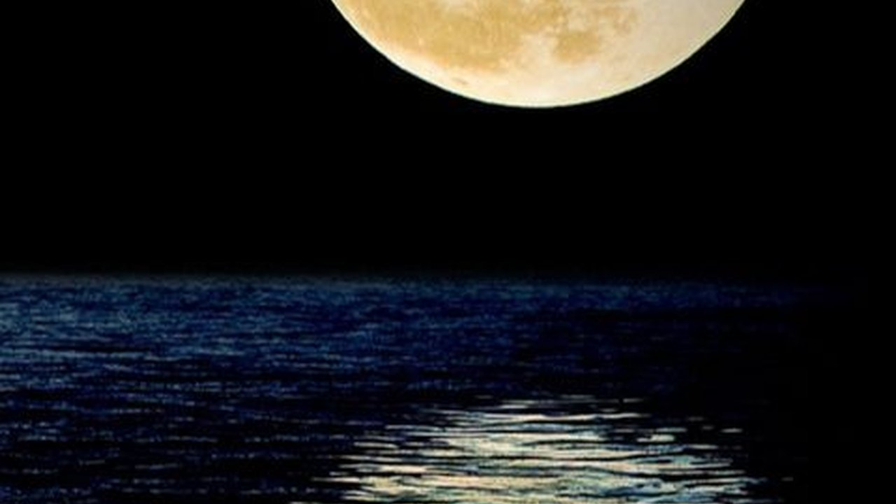 Penyebab Supermoon dan Dampaknya di Bumi, Menarik Diketahui