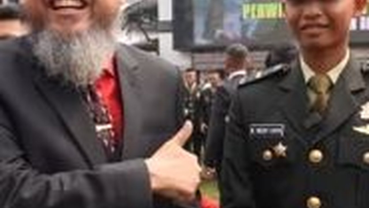 Punya 83 Gelar Hingga Tercatat di MURI, Achmad Tarmizi Ngaku Kalah sama si Bungsu yang jadi Perwira TNI