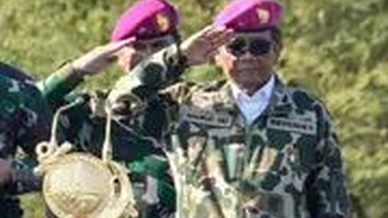 VIDEO:  Mahfud Percaya Menhan Prabowo Perkuat Alutsista TNI, Tambah Anggaran Tiap Tahun