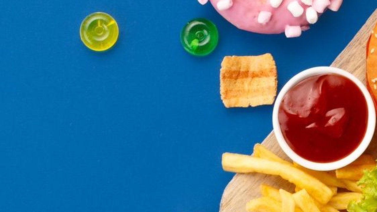 Makanan yang Mempercepat Proses Penuaan Kulit, Segera Hindari