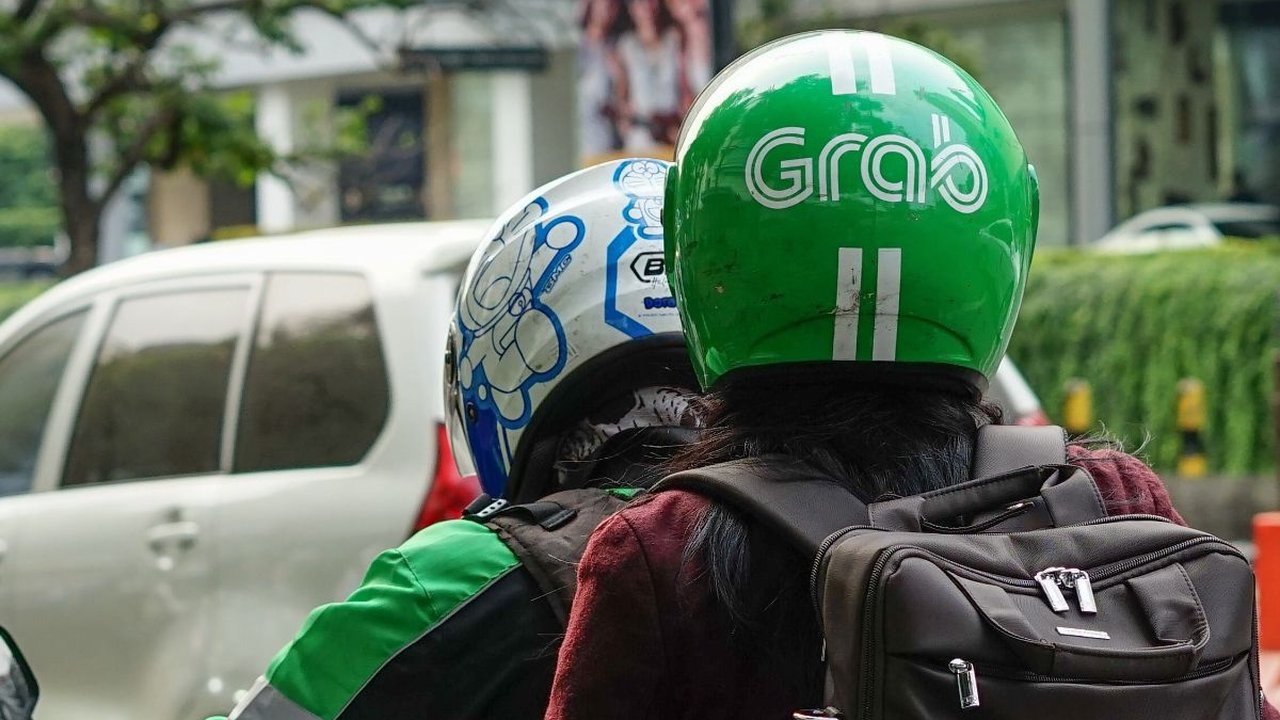 Kisah Wanita Nangis Tersedu saat Driver Ojol Tak Mau Dibayar, Alasannya Bikin Haru