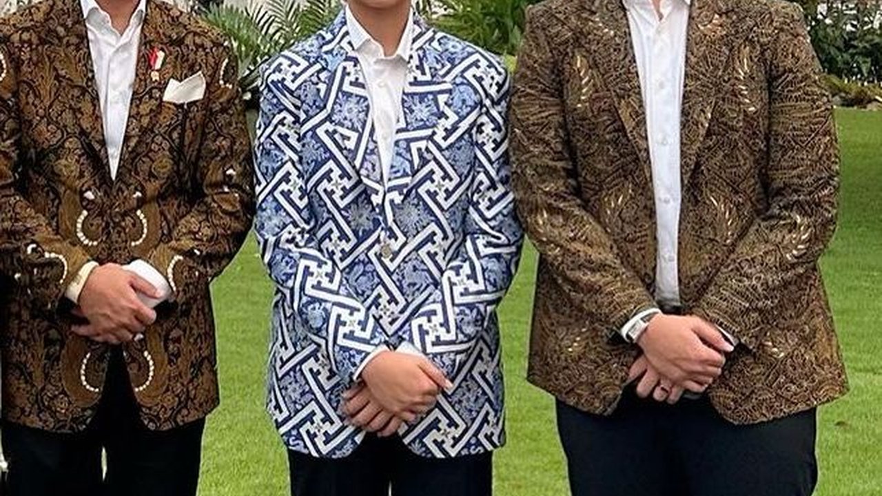 Potret Tampan Tiga Anak Menteri Agus, Sang Ibu Cantik Eks Model Finalis Gadis Sampul