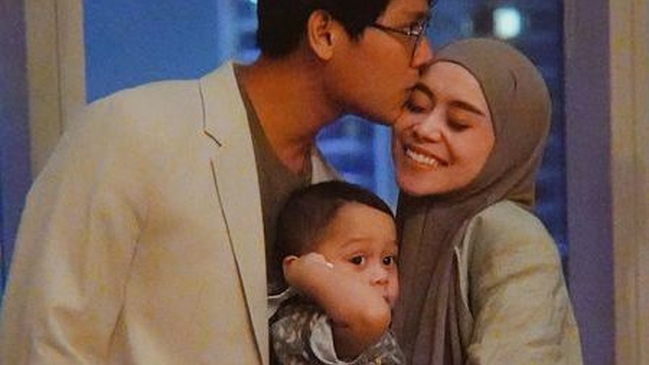 Rayakan Anniversary ke-3, Ini Perjalanan Cinta Lesti Kejora dan Suami