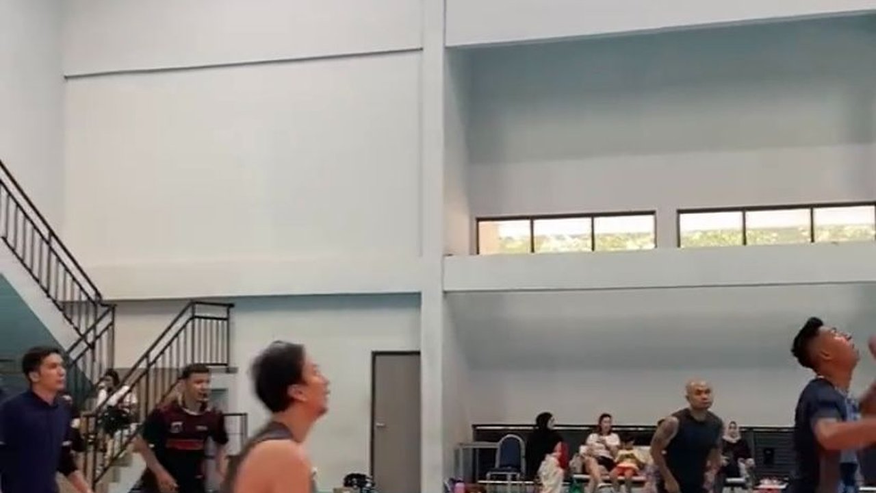 Jelang Pertandingan 'Bahkan Voli' Lawan The Actors, Ini Momen Anggota The Prediksi saat Latihan