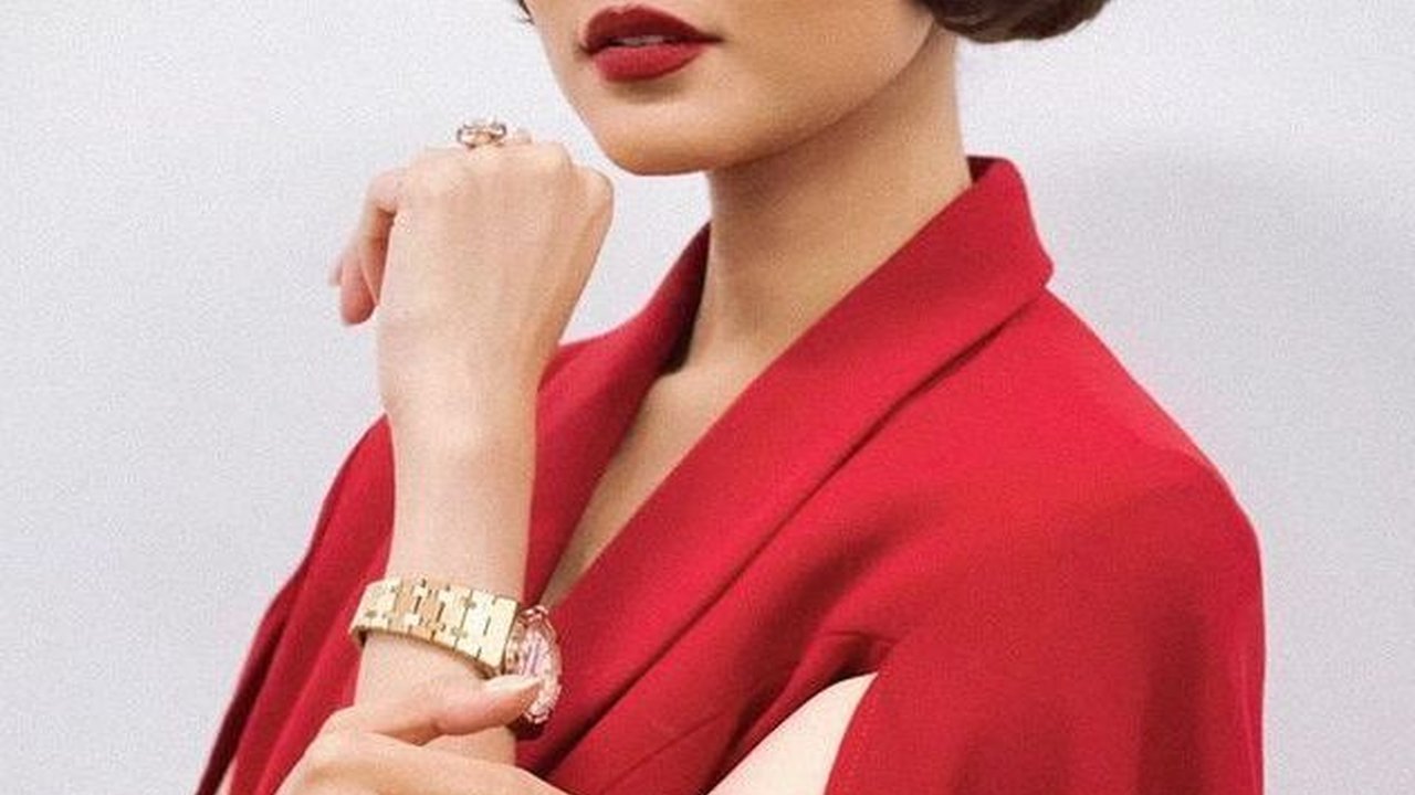 Luput Dari Sorotan Kamera, Intip Deretan Potret Rumah Luas nan Megah Milik Rina Nose