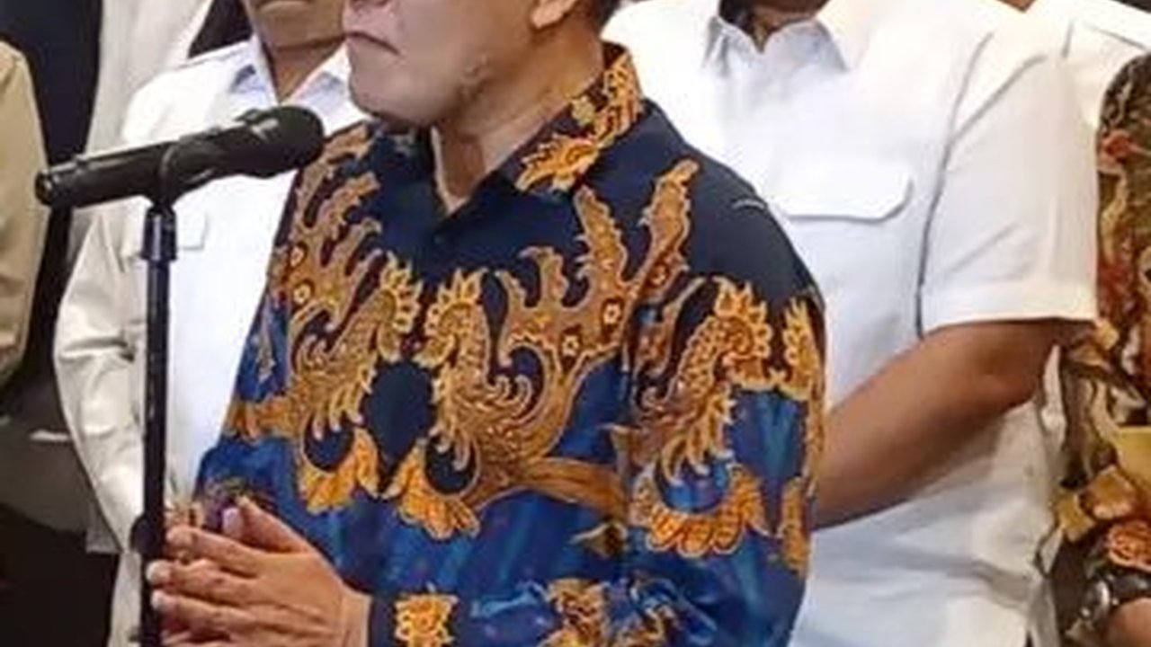 VIDEO:  Budiman Sudjatmiko Diciduk Intelijen ABRI, Tak Pernah Berhadapan Sama Kopassus Prabowo