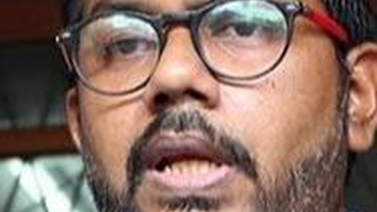 VIDEO: Haris Gregetan Jawab Jaksa Soal Bikin YouTube Jelek-jelekin Luhut Tak Dapat Duit, Rugi!