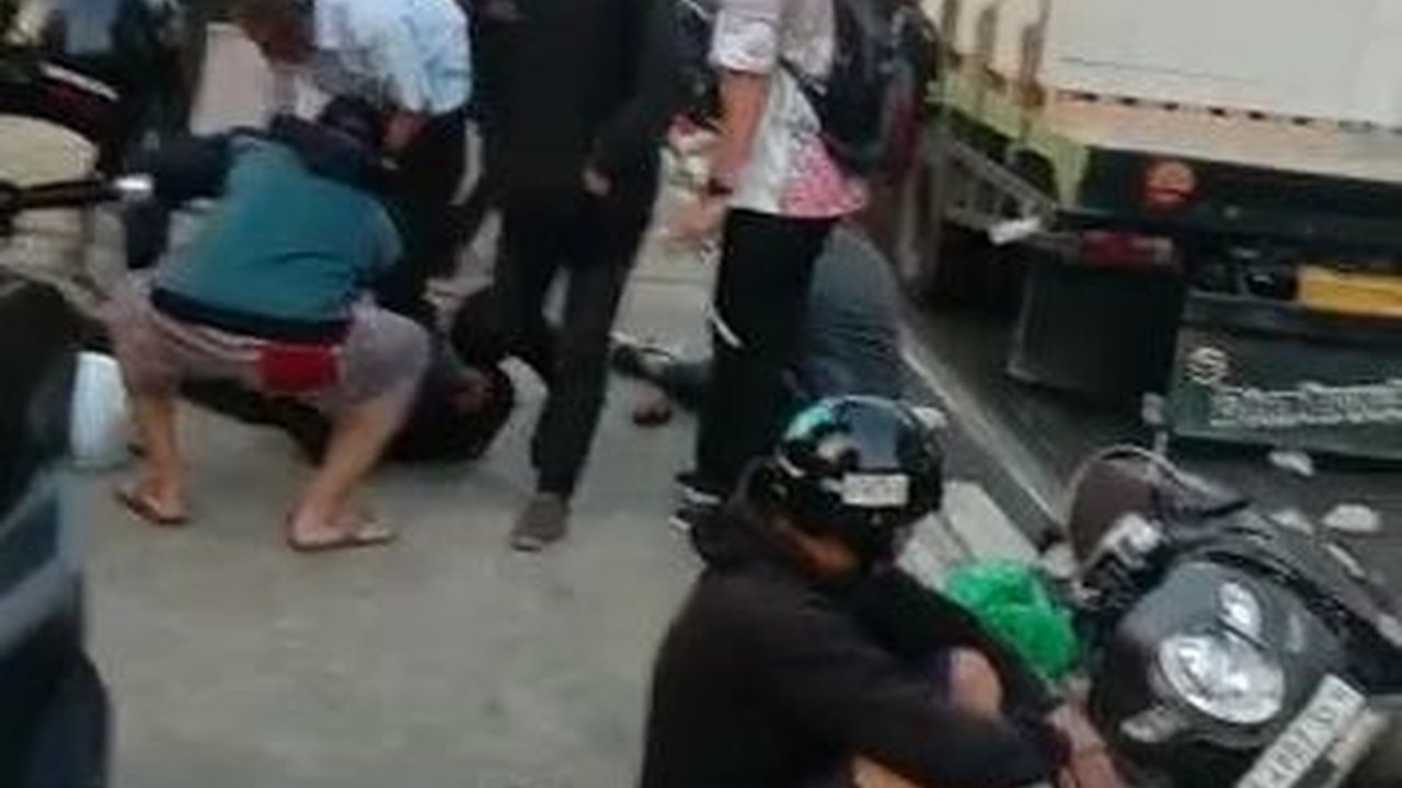 Motor Lawan Arah Penyebab Kecelakaan Truk di Lenteng Agung, Pemotor Bisa Kena Sanksi Pidana