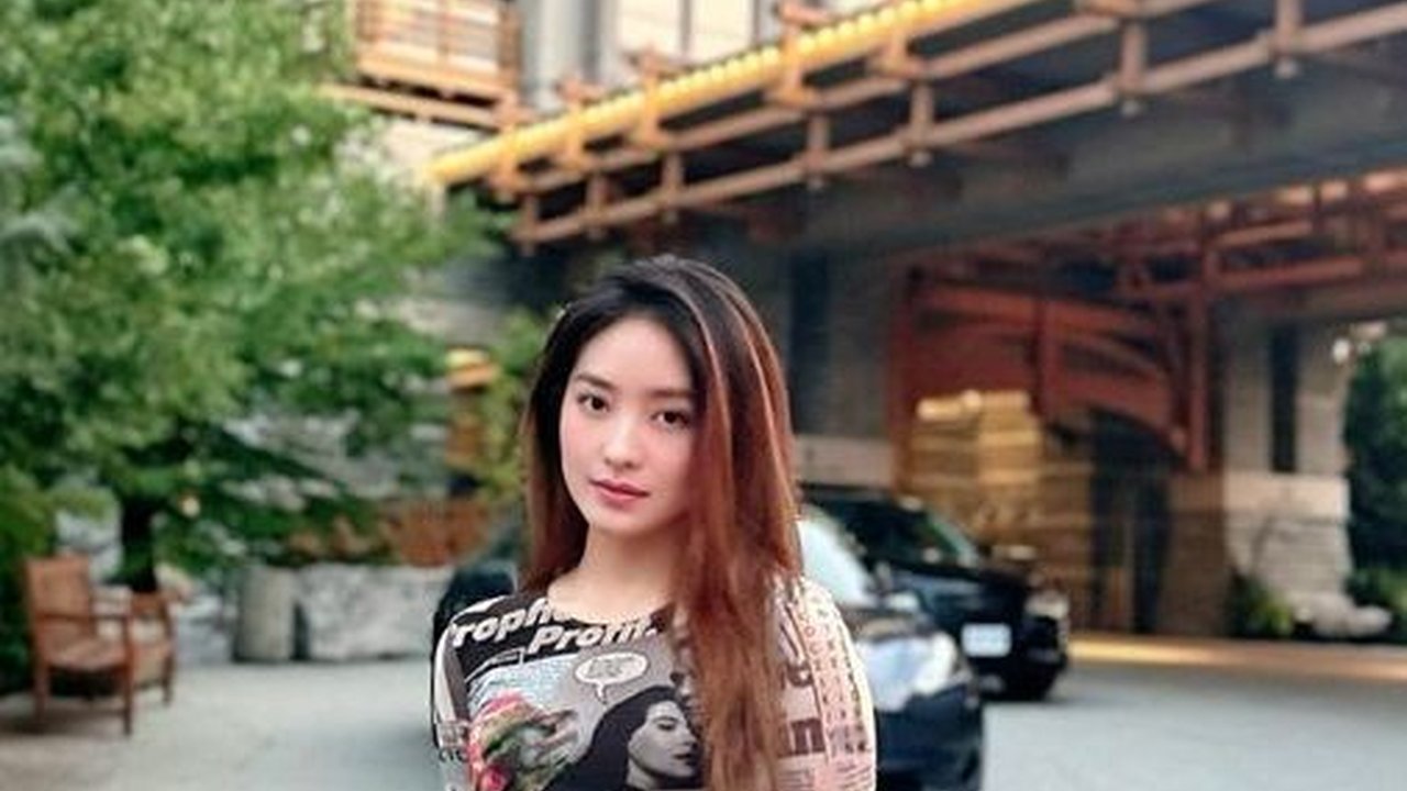 10 Potret Keseruan Natasha Wilona Liburan di Kanada, Penampilannya Curi Perhatian