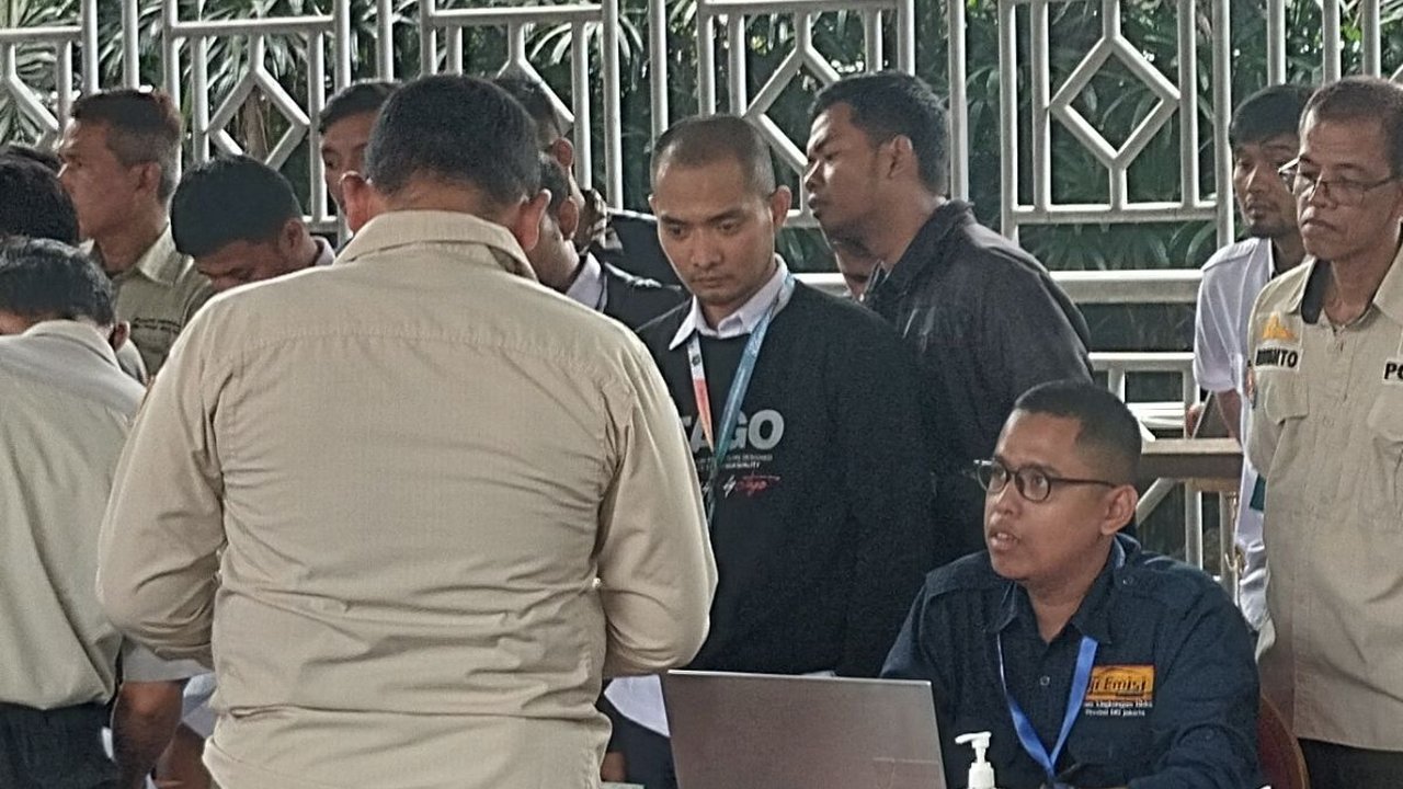 Aturan Baru, ASN & Non-ASN Dilarang Bawa Kendaraan Masuk Gedung DPRD DKI Tiap Hari Rabu