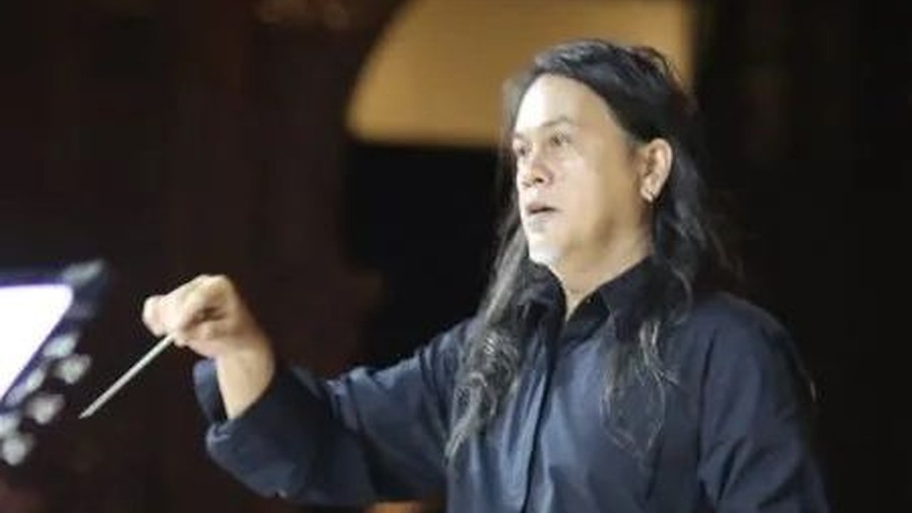 'Dunia Saat Mata Terpejam' di Bali Karya Aksan Sjuman