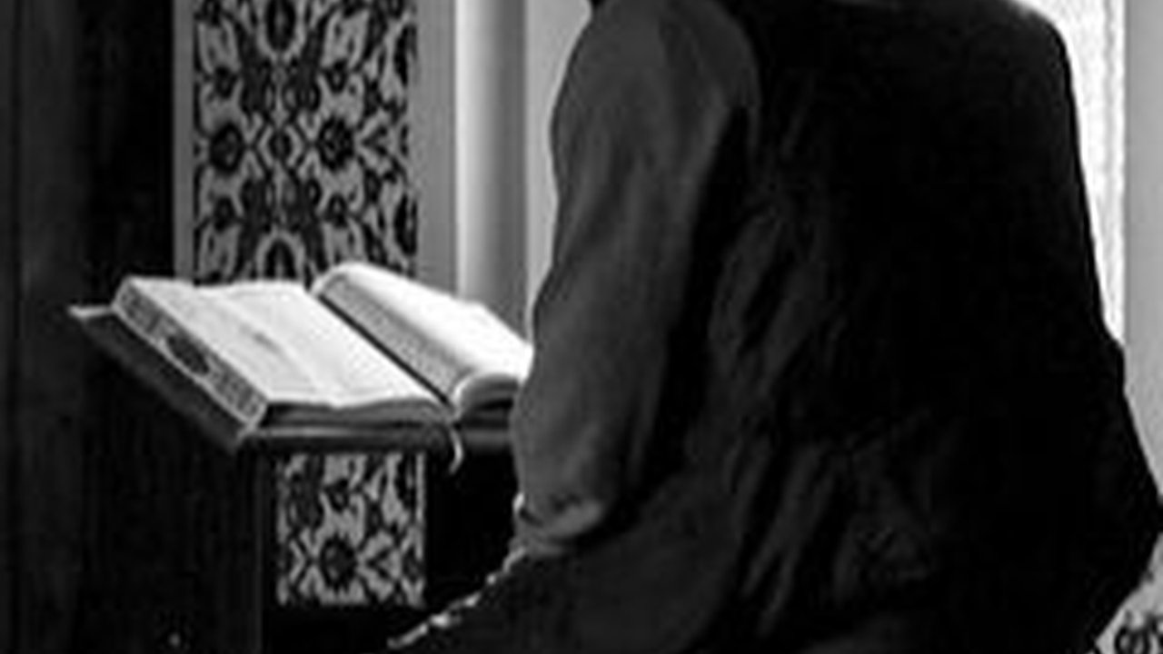 Bacaan Sholawat Fatih Arab, Latin, dan Arti serta Cara Mengamalkannya