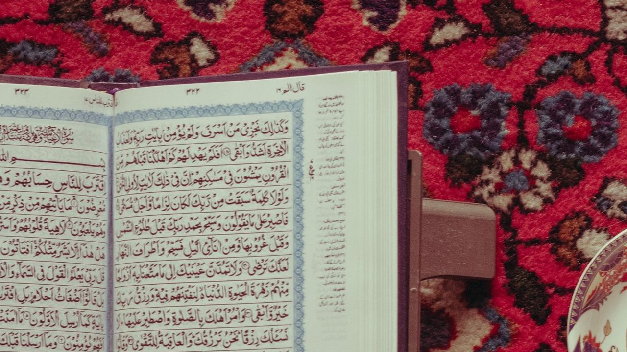 Al Alim Artinya Maha Mengetahui, Berikut Penjelasan Nama Allah yang Satu Ini