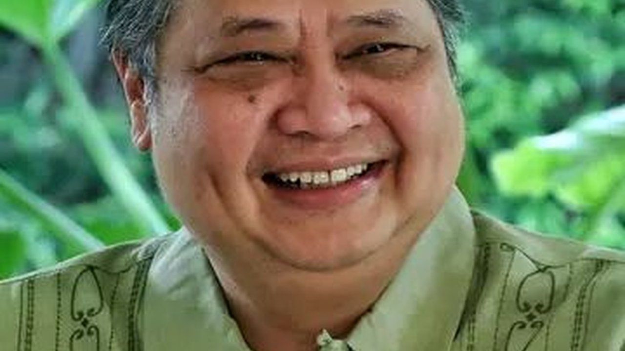 Diprotes Pengusaha, Airlangga Ngotot Dana Hasil Ekspor Wajib Disimpan di Dalam Negeri