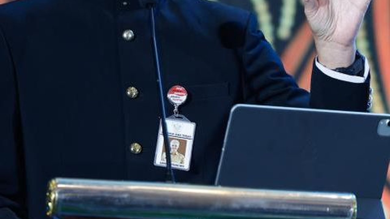 Jelang Purnatugas, Ganjar Kebut PR soal Kualitas Layanan Air Bersih Warga Jateng