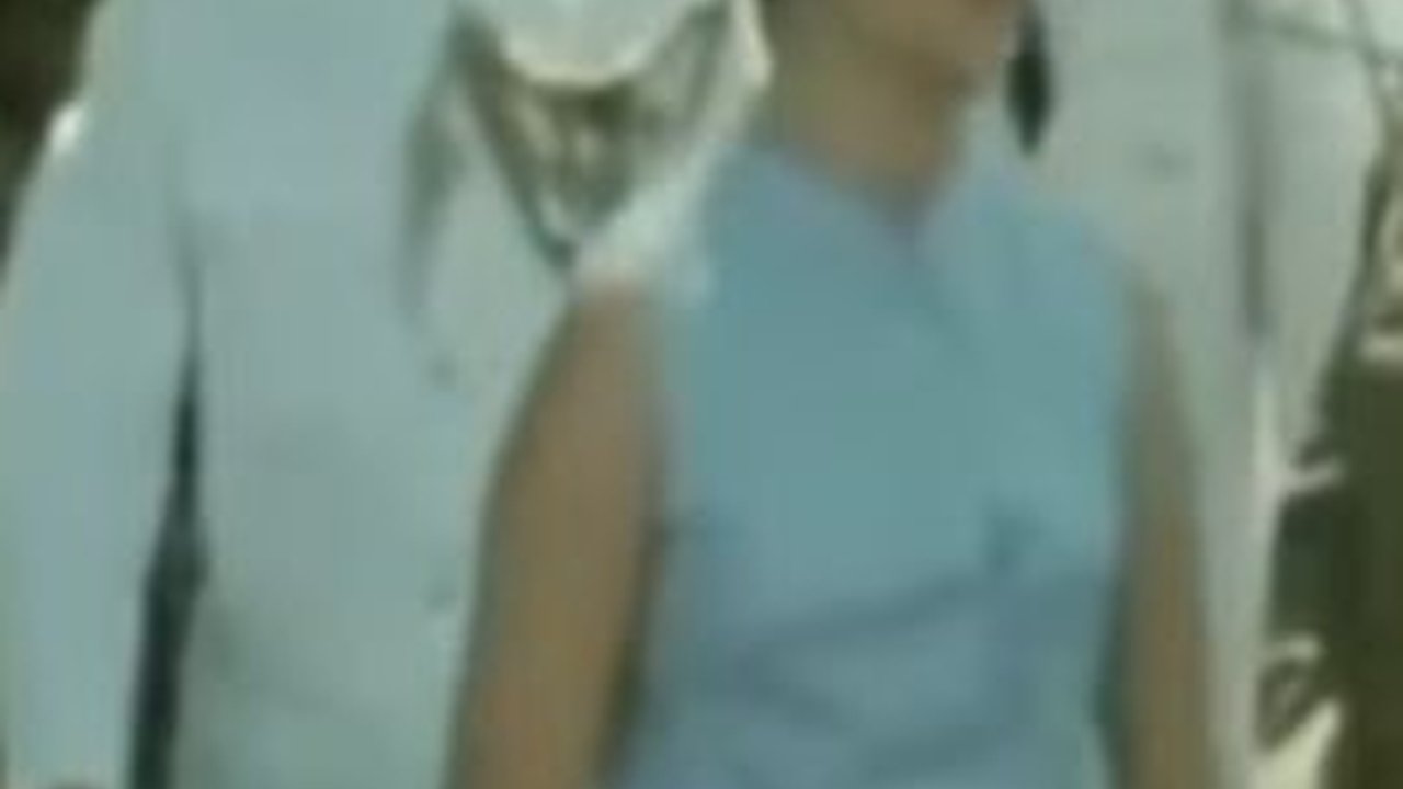 Momen Lawas Upacara 17 Agustus Tahun 1969 di Istana, Banyak Nyonya Bule Berpakaian Tanpa Lengan