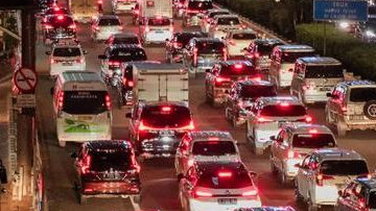 Polda Metro Berlakukan Pembatasan Kendaraan Angkut Barang Selama KTT ASEAN, Simak Rinciannya
