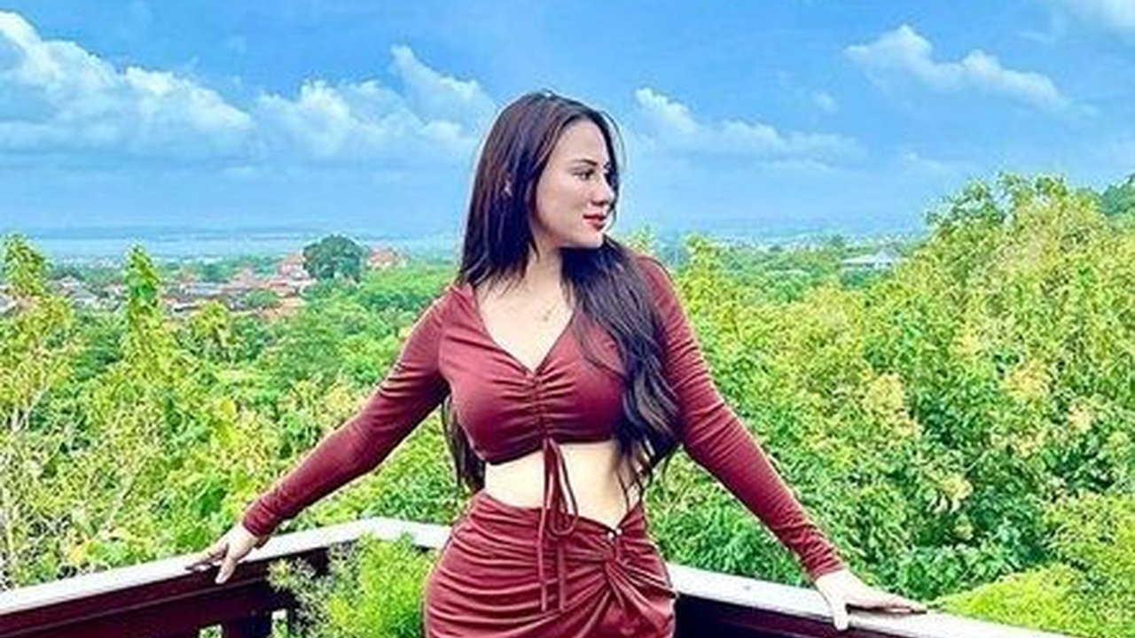Profil Pedangdut Muda Resty Ananta yang Pada Awalnya Tidak Mendapatkan Restu dari Ibu, Kini Merupakan Ikon dari Jepara