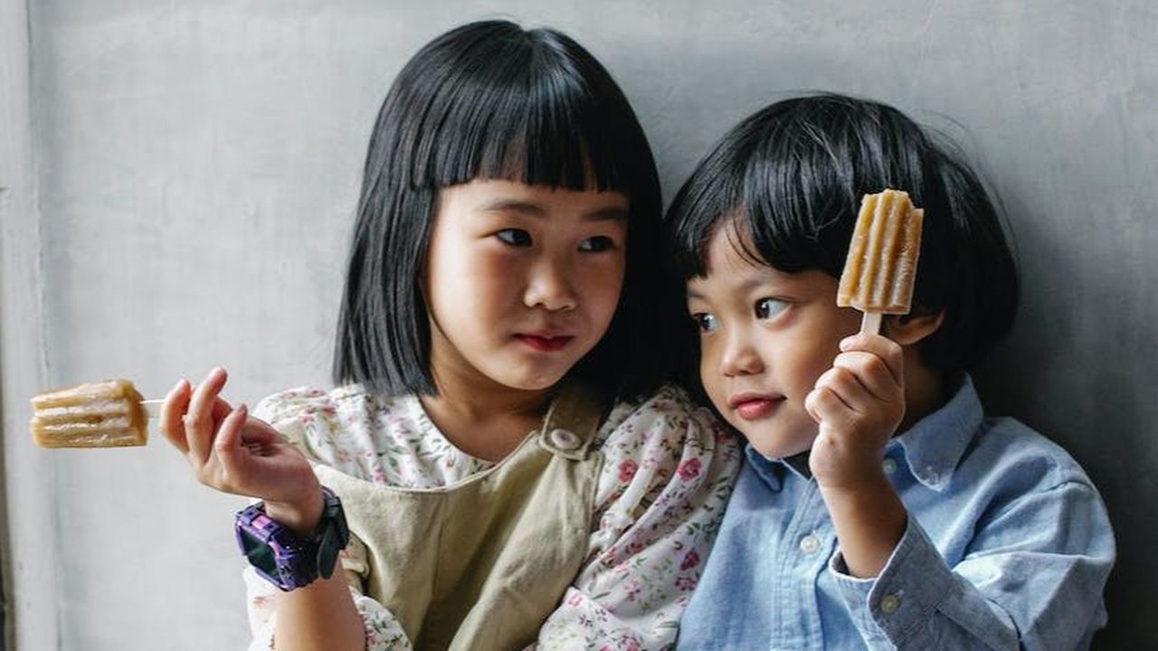 Coba Terapkan 7 Cara Ini Untuk Mengatasi Sibling Rivalry