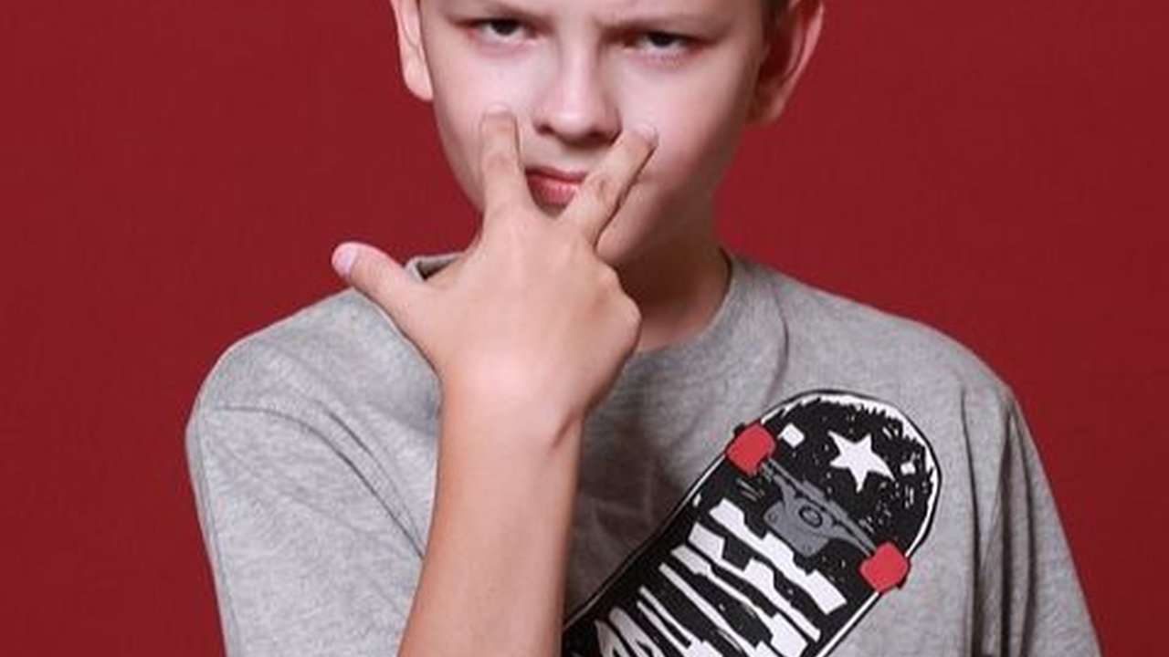 10 Tanda Buah Hati Tumbuh Jadi Anak Manja, Perlu Diwaspadai Orangtua