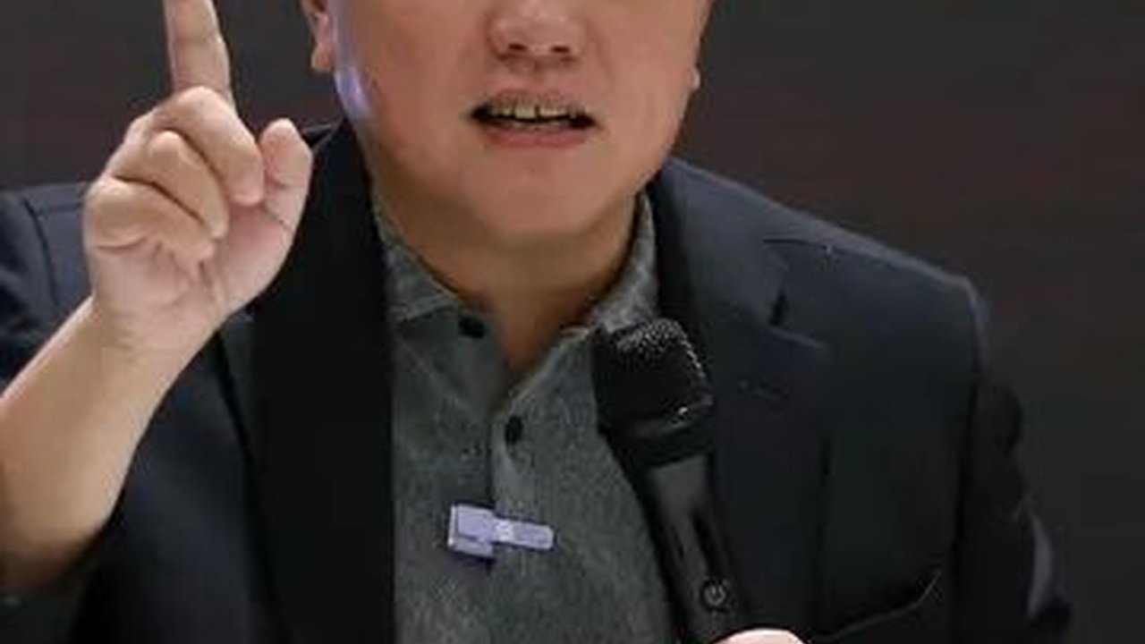 VIDEO: Erick Thohir Salut dan Bangga Perjuangan Keras Pemain Timnas di Final AFF U-23