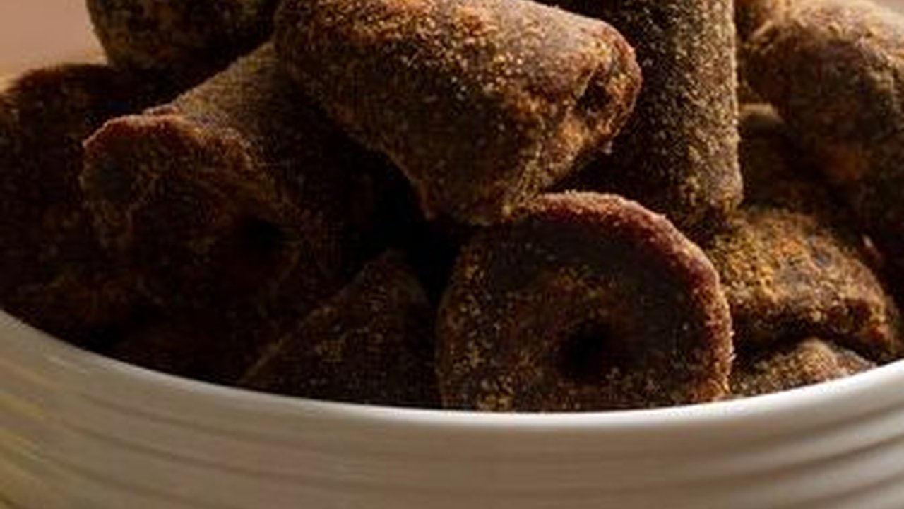 Sering Dijadikan Bahan Memasak, Tahukah Perbedaan Gula Aren dan Gula Merah? Ini Bedanya